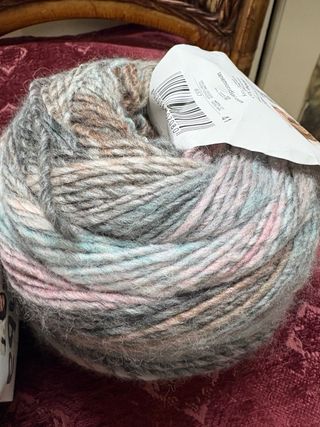 2 gomitoloni da 200g. Info nelle foto