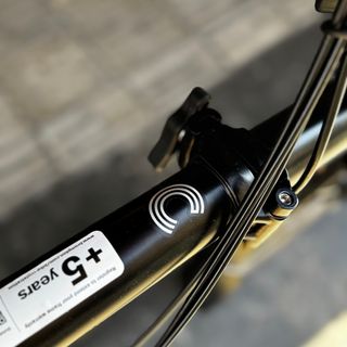 Brompton c-Line Explore H12L Negra