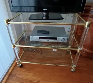 Conjunto Mesa TV y Centro Cristal Metal Dorado