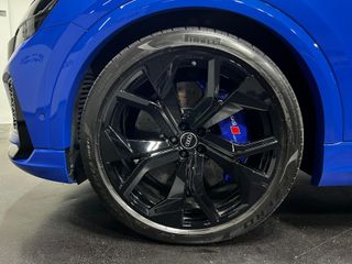 AUDI  RSQ8 quattro tiptronic