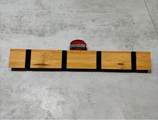 Perchero de pared con ganchos plegables