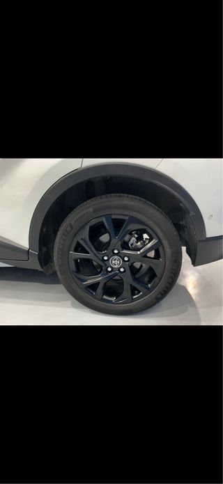 Toyota C-HR 2019