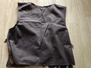 Chaleco disfraz infantil marrón