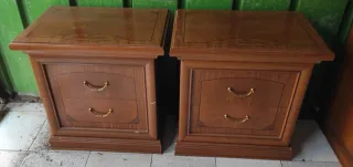 Cassettiera con specchiera + due comodini.