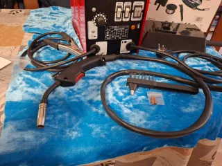 SOLDADOR DE HILO MIG-100 SIN GAS