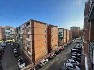Piso en venta en Reyes Católicos en Alcalá de Henares