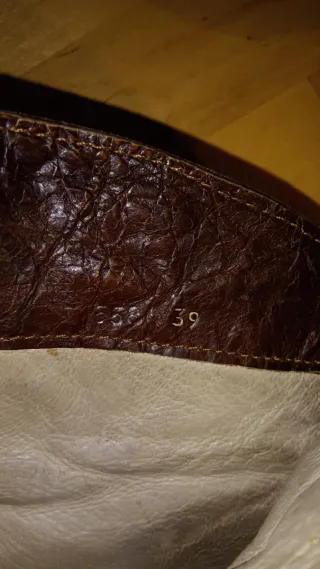 Botines de piel marrones