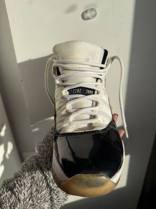 Nike Air Jordan 11 Retro