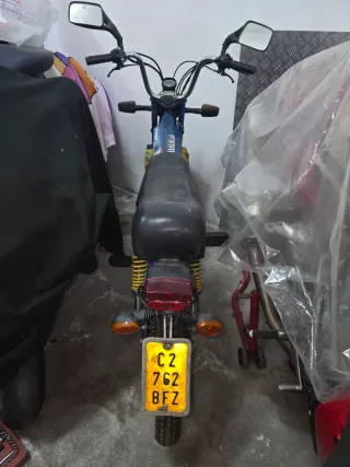 MBK Magnum Ciclomotor Azul/Amarillo