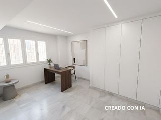 Local comercial en venta en Centro en Almería