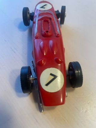 Ferrari 156 F1 Sharknose Rojo scalextric