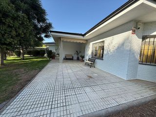 Chalet en venta en Ctra de Sevilla - Ronda sur en Badajoz