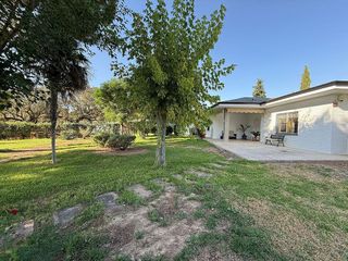 Chalet en venta en Ctra de Sevilla - Ronda sur en Badajoz