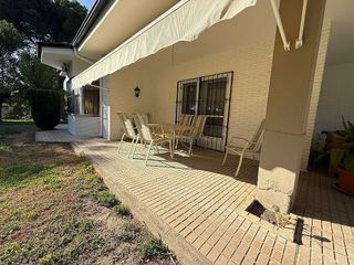 Chalet en venta en Ctra de Sevilla - Ronda sur en Badajoz