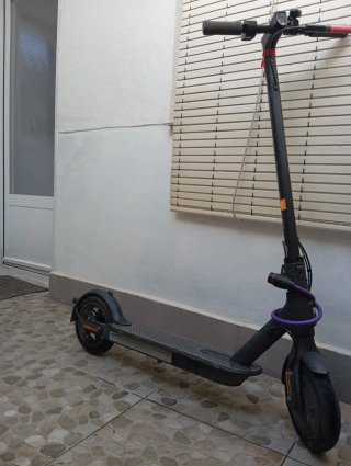 Patinete eléctrico plegable