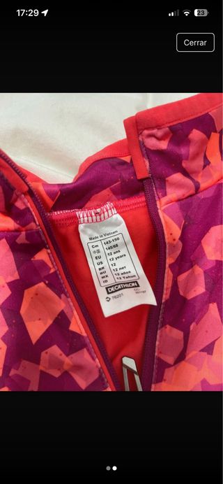 Chaqueta deportiva elástica rosa y morada