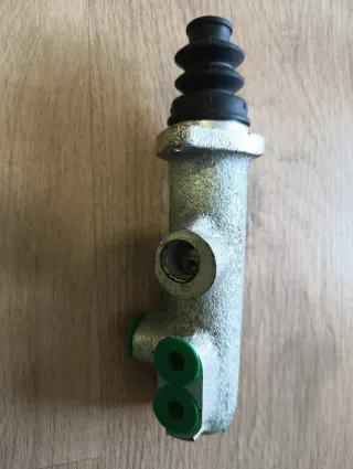 Bomba de freno Renault 8 vástago corto