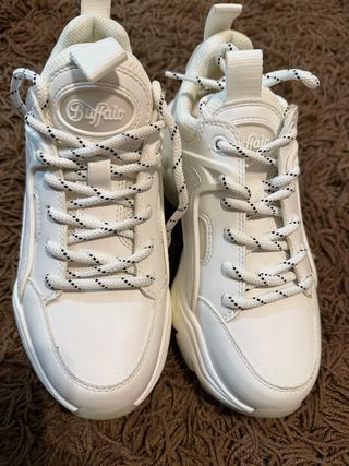 Bambas Buffalo Blancas