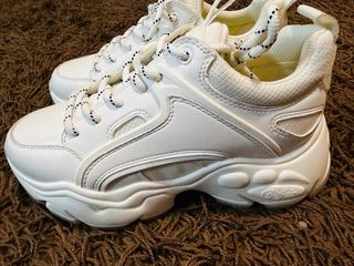 Bambas Buffalo Blancas