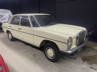 Mercedes-Benz 220 1993