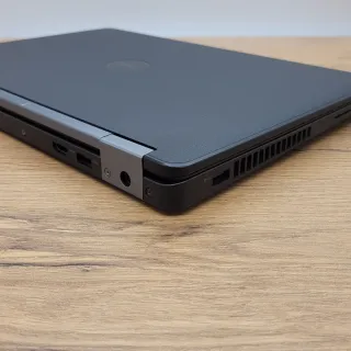 Portátil Dell Latitude E5470. Reacondicionado