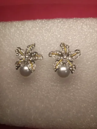 Pendientes Flor Perla y Circonitas