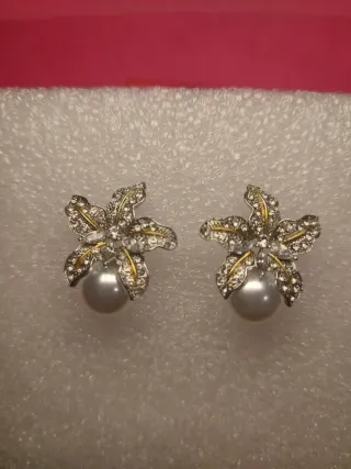 Pendientes Flor Perla y Circonitas