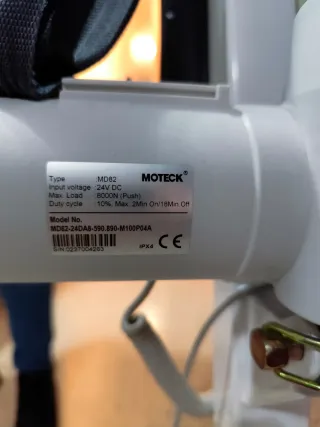 Grúa de traslado eléctrica, bipedestación