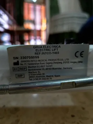 Grúa de traslado eléctrica, bipedestación