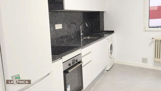 Piso en venta en Milán - Pumarín - Teatinos en Oviedo