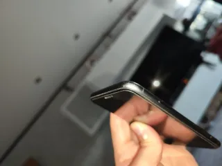 iPhone 11 Nero con accessori