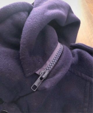 Abrigo BEST TIME morado con capucha