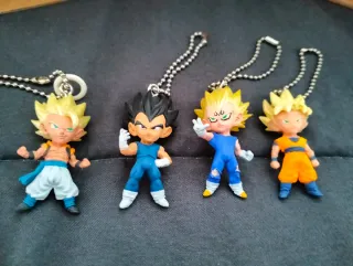 Packs 4 llaveros UDM Dragon Ball Vegetto