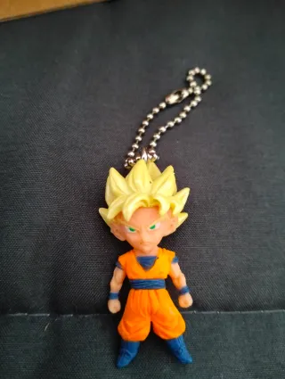 Packs 4 llaveros UDM Dragon Ball Vegetto
