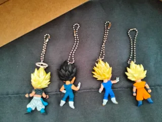 Packs 4 llaveros UDM Dragon Ball Vegetto
