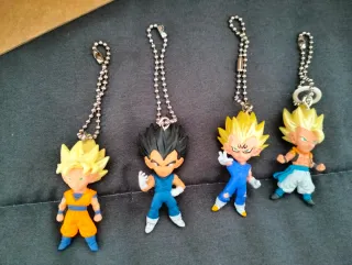 Packs 4 llaveros UDM Dragon Ball Vegetto