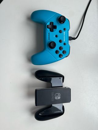 Nintendo Switch Azul/Rojo + Accesorios