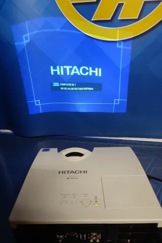 Proyector Hitachi CD-D10