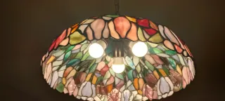 Lámpara Tiffany Cristal y Meta. Diámetro 40cm.l