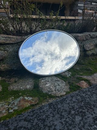 Espejo Ovalado Plata Metal.