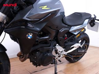 BMW F 900 R