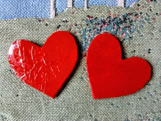 Posavasos Corazones Rojos Hechos a Mano