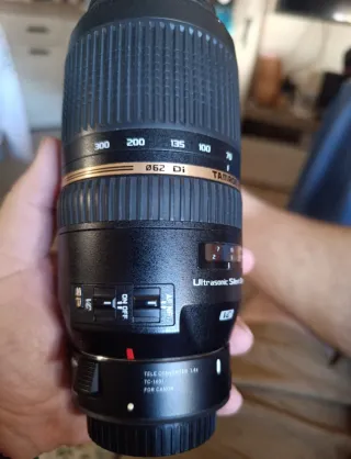 Objetivo Tamron 70-300mm f/4-5.6 Di VC USD