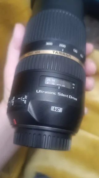 Objetivo Tamron 70-300mm f/4-5.6 Di VC USD