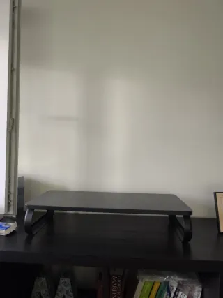 Elevador monitor madera negro