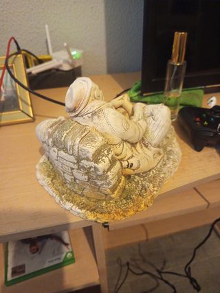 Figura de plomo con base