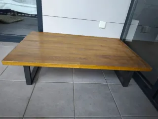 Banco exterior madera y metal