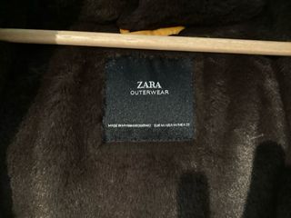 Chaqueta Zara Amarilla con Capucha y Pelo