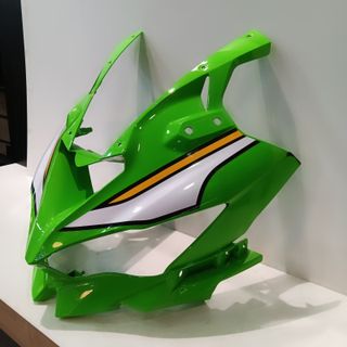 Frontal Kawasaki ZX4 R