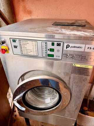 Lavadora Industrial Polimatic FS-8 Profesional
